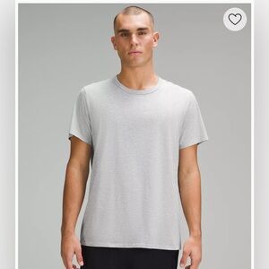 Lululemon Fundamental T-Shirt Size Medium in “Heathered Silver Drop